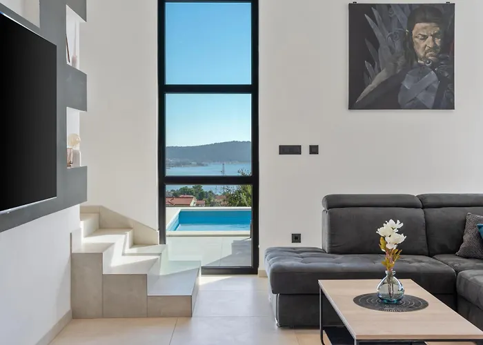 Magdalena Villa